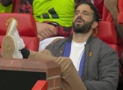 开云-重返赛场引爆全场!,Ming意外战胜曼联观众掌声雷动的简单介绍