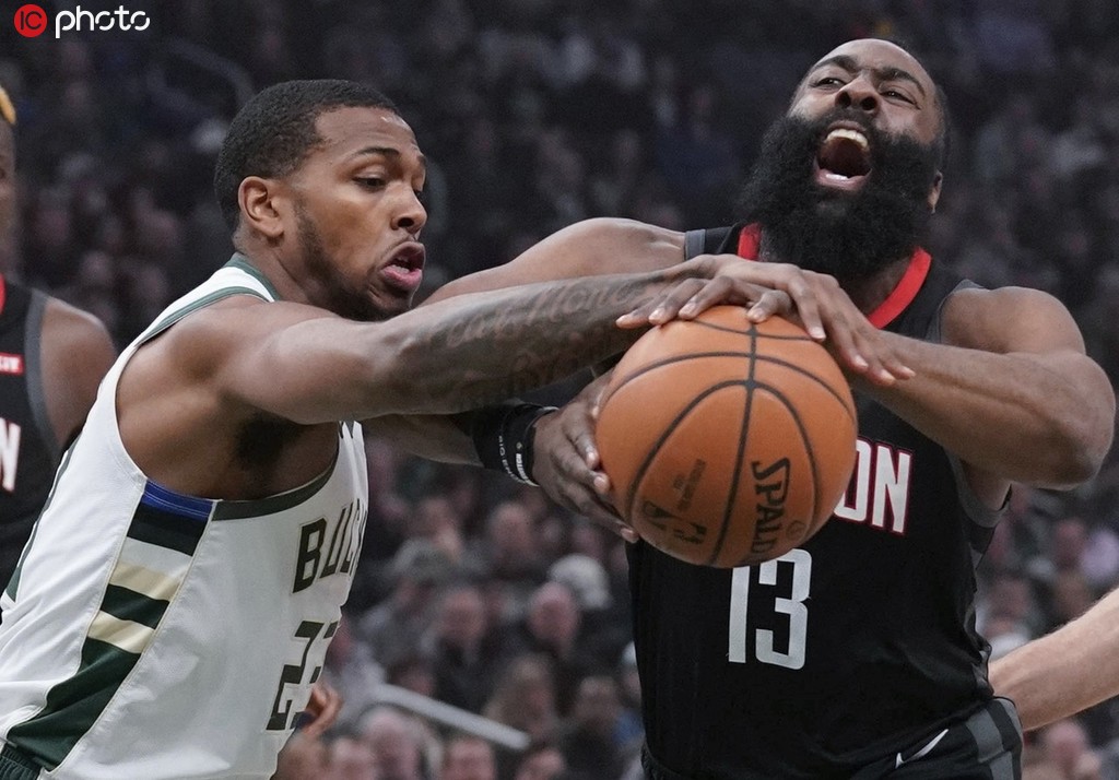 关于费德勒焦点对战,字母哥与80激战MAD分钟,重返赛场胜负难料!赛场气氛高涨的信息 关于费德勒焦点对战,字母哥与80激战MAD分钟,重返赛场胜负难料!赛场气氛高涨的信息