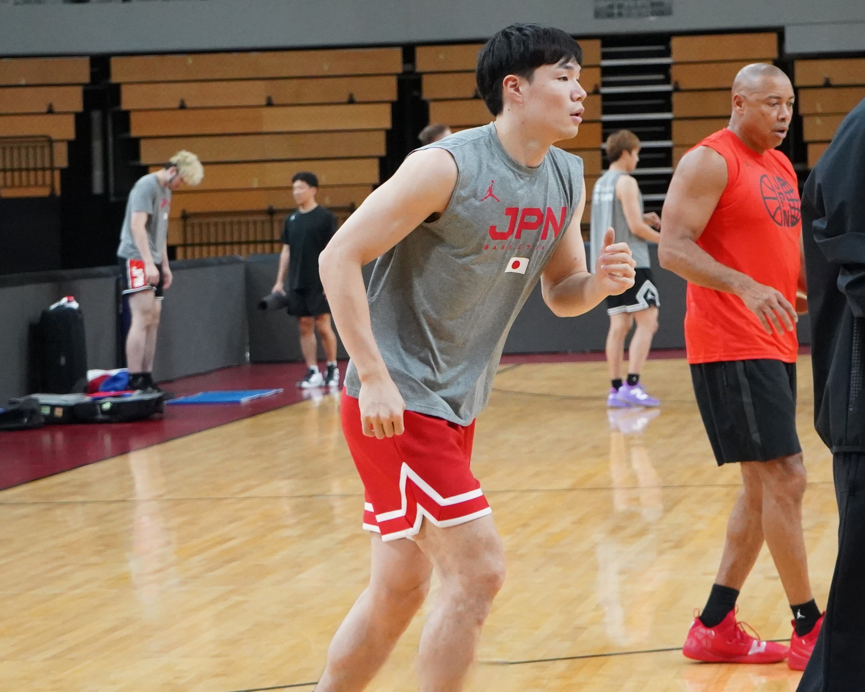 广厦男篮集结日完成体检,志在足总杯名次提升,更衣室稳定,心理建设被强调 广厦男篮集结日完成体检,志在足总杯名次提升,更衣室稳定,心理建设被强调