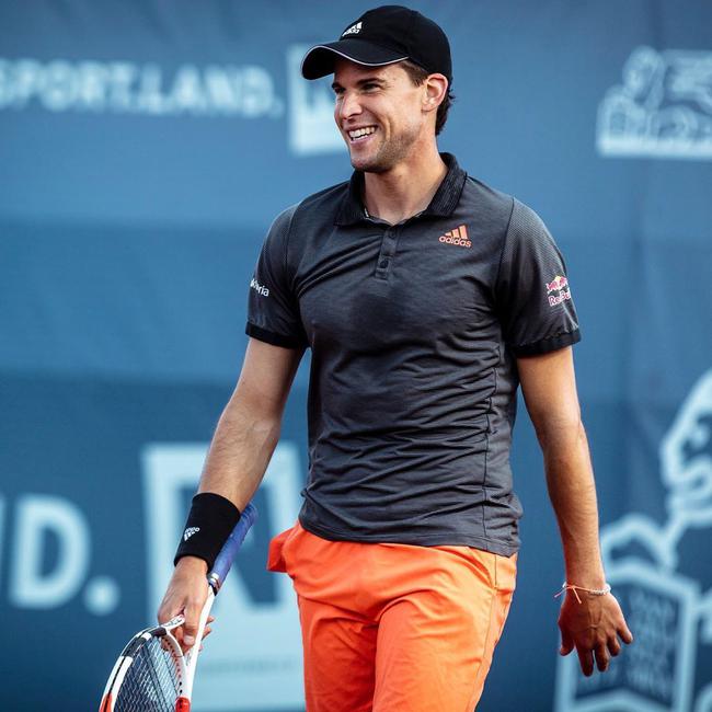 蒂姆在塞尔维亚队比赛中逆转，战术调整引发热议！的简单介绍